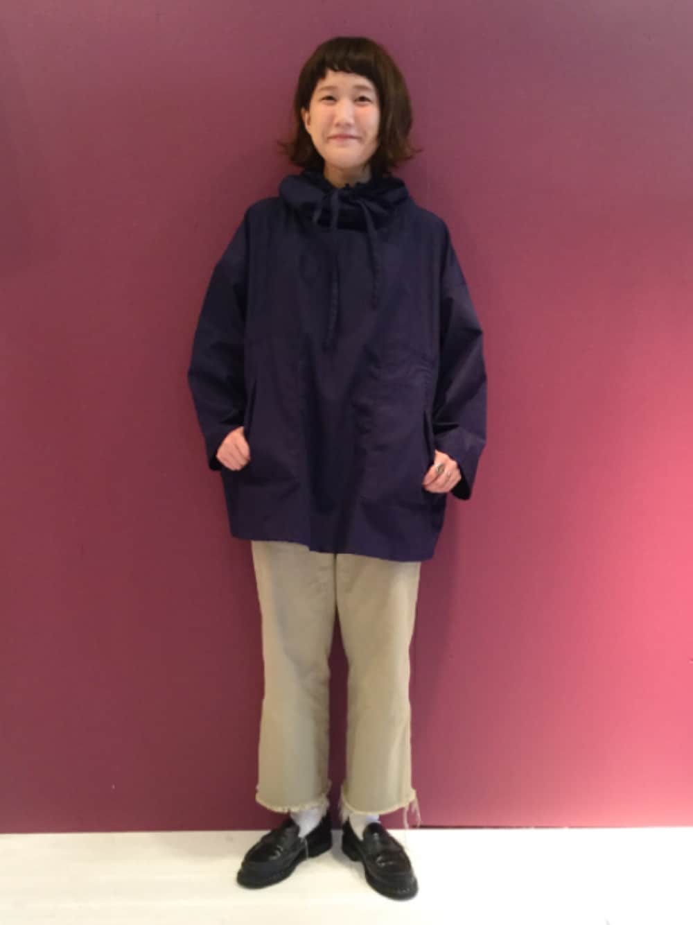 「秋コーデ、BEAMS、BEAMS BOY、yarmo、Paraboot」｜「Yarmoのアイテム（シャツ/ブラウス、ブルー系）」を使った、あさやま ふうこさん（レディース・158cm）の秋コーディネートの1枚目の写真