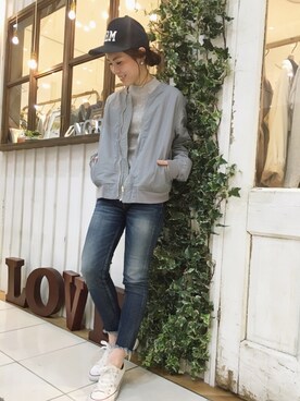 「Ungrid（アングリッド）のインディゴフレイドヘムストスリ（デニムパンツ）」を使った、makiさん（レディース・158cm）の冬コーディネート