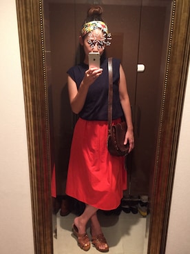 「UNIQLO Tシャツ」｜「アイテム（スカート）」を使った、YOSHIさん（レディース・166cm）の夏コーディネート