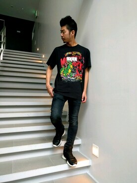 「NEIL BARRETT（ニールバレット）のアイテム（デニムパンツ）」を使った、Kouya Matsuuraさん（メンズ・170cm）の夏コーディネート