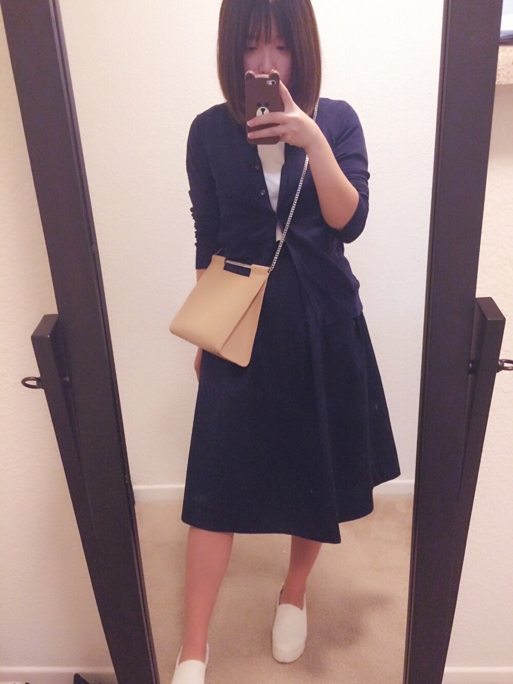 「blue、skirt」｜「MUJI Laboのアイテム（Tシャツ/カットソー、ホワイト系）」を使った、paintsupercuteさん（レディース・157cm）の秋コーディネートの1枚目の写真