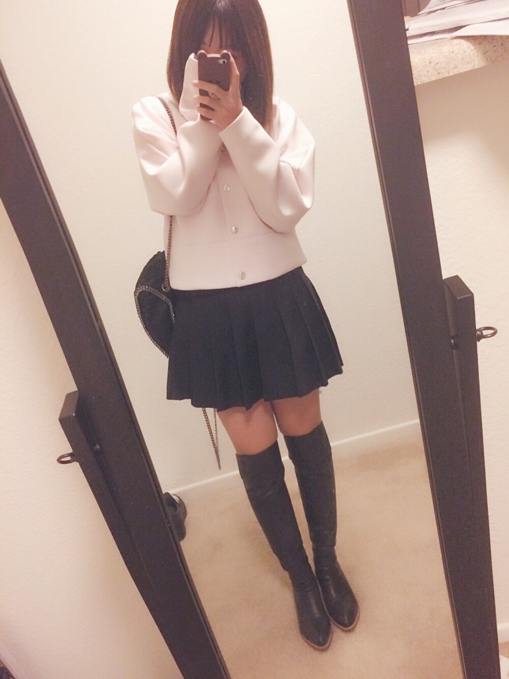 「pink」｜「Finders Keepersのアイテム（トップス、ピンク系）」を使った、paintsupercuteさん（レディース・157cm）の秋コーディネートの1枚目の写真