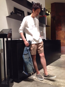 「buddy（バディ）のアイテム（スニーカー）」を使った、OMIさん（メンズ・180cm）の夏コーディネート