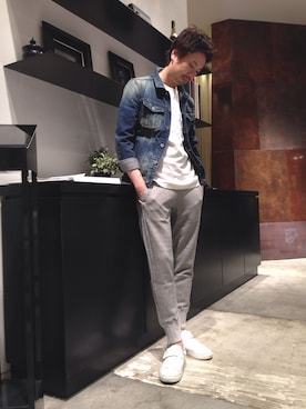 「5351 POUR LES HOMMES（ゴーサンゴーイチプールオム）のアイテム（デニムジャケット）」を使った、OMIさん（メンズ・180cm）の夏コーディネート