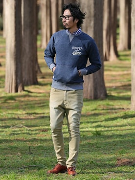 「アイテム（デニムパンツ、ベージュ系）」を使った、JEEさん（メンズ・182cm）の冬コーディネート