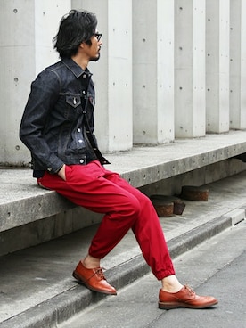 「アイテム（パンツ、レッド系）」を使った、JEEさん（メンズ・182cm）の春コーディネート
