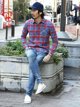 「アイテム（レッド系）」を使った、JEEさん（メンズ・182cm）の春コーディネート