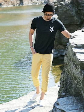 「バックプリント」｜JEEさん（メンズ・182cm）の春コーディネート