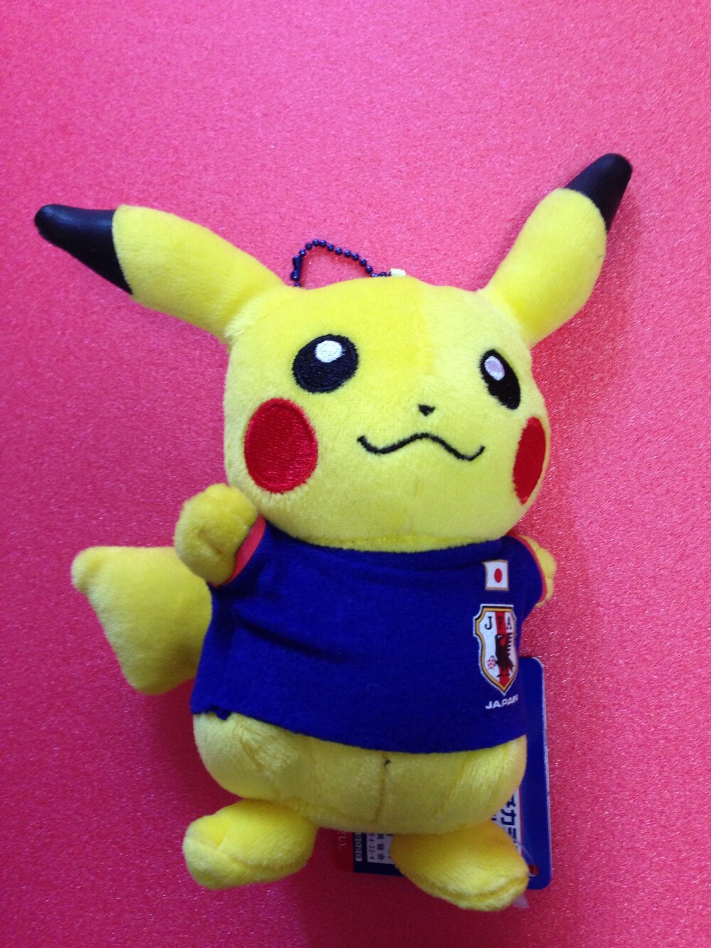 「ピカチュウ、ポケモン、日本代表、ジャパンブルー、サムライブルー、W杯、日本代表ウェア」｜「アイテム（その他雑貨、ブルー系）」を使った、ジャン フランコさん（メンズ・176cm）の夏コーディネートの1枚目の写真