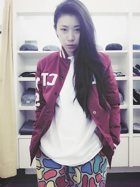 「fuct（ファクト）のアイテム（その他アウター）」を使った、XIXさん（レディース・158cm）の秋コーディネート