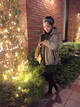 「Design Tshirts Store graniph（デザイン　ティーシャツ　ストア　グラニフ）のアイテム（ブルゾン）」を使った、TAKIZAWAさん（レディース・167cm）の冬コーディネート