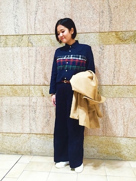 「Design Tshirts Store graniph（デザイン　ティーシャツ　ストア　グラニフ）のアイテム（ステンカラーコート）」を使った、TAKIZAWAさん（レディース・167cm）の冬コーディネート
