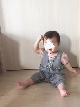 「combimini（コンビミニ）のアイテム（オールインワン・サロペット）」を使った、Nemさん（キッズ・70cm）の春コーディネート