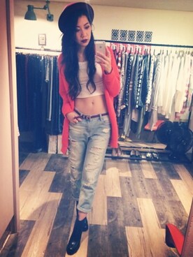 「PULL&BEAR（プルアンドベア）のアイテム（チェスターコート）」を使った、Nita  Chowさん（レディース・164cm）の冬コーディネート