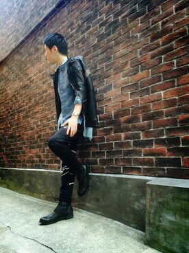 「KMRii」｜「アイテム（ライダースジャケット）」を使った、akihiro_okadaさん（メンズ・174cm）の春コーディネート
