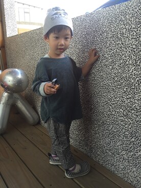 Sanya Leeさんのコーディネート