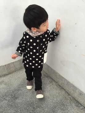 Sanya Leeさんのコーディネート