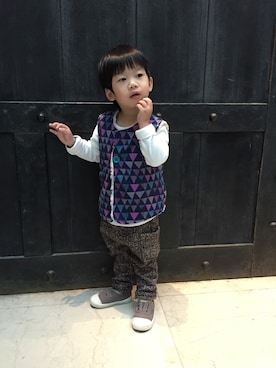 Sanya Leeさんのコーディネート