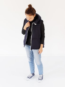 「ブリーチデニム」｜「アイテム（ダウンベスト）」を使った、francbonnさん（レディース・155cm）の秋コーディネート