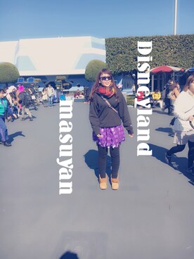 「アイテム（ボディバッグ/ウエストポーチ、ブルー系）」を使った、ぴよたんさん（レディース・168cm）の冬コーディネート