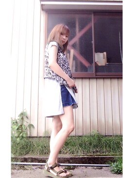 「リメイクデニム」｜「アイテム（タンクトップ）」を使った、しょーんさん（レディース・164cm）の夏コーディネート