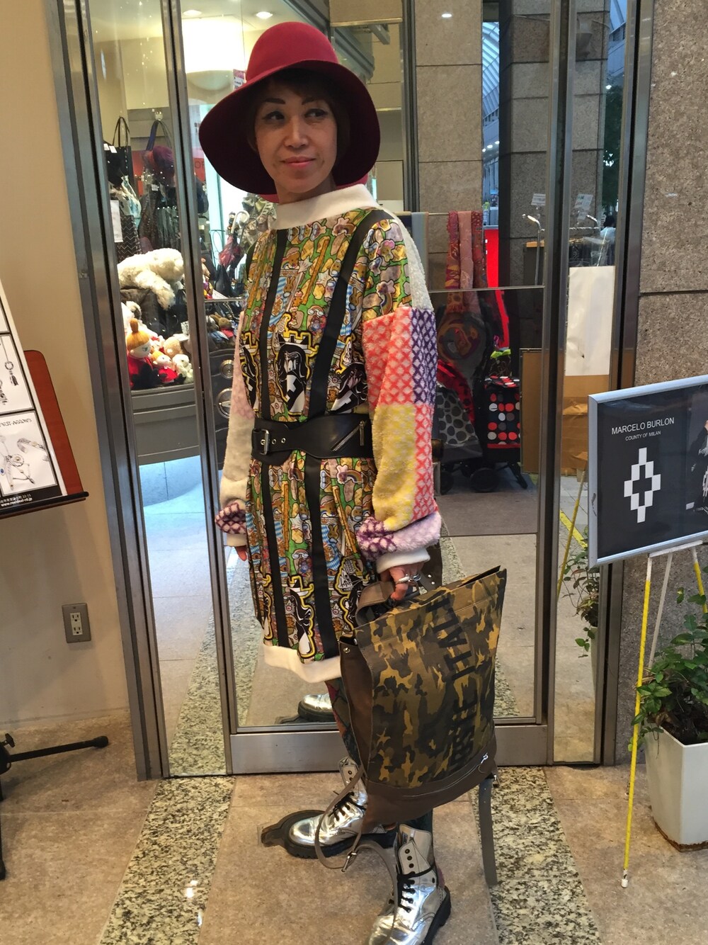 「RINGselectshop、Tata Christiane」｜「TATA CHRISTIANEのアイテム（ワンピース、その他）」を使った、MizueTakahashiさん（レディース・165cm）の秋コーディネートの1枚目の写真