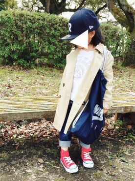 「Right-on（ライトオン）のアイテム（トレンチコート）」を使った、R☆.+*さん（キッズ・100cm）の春コーディネート