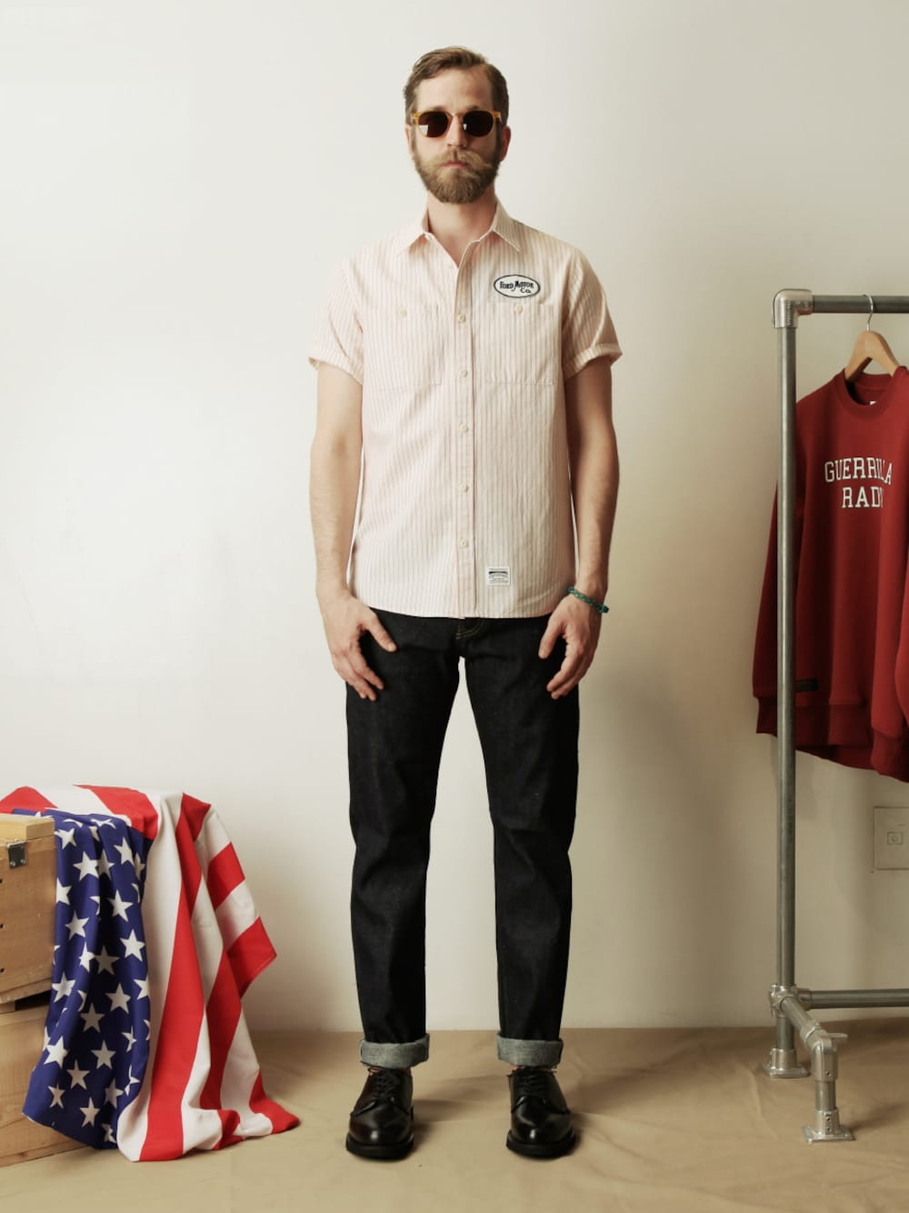「ESPIONAGE、2014 S/S、WORKWEAR、에스피오나지」｜「ESPIONAGEのClint Stripe Shirt（その他）」を使った、espionageさん（メンズ・178cm）の夏コーディネートの1枚目の写真