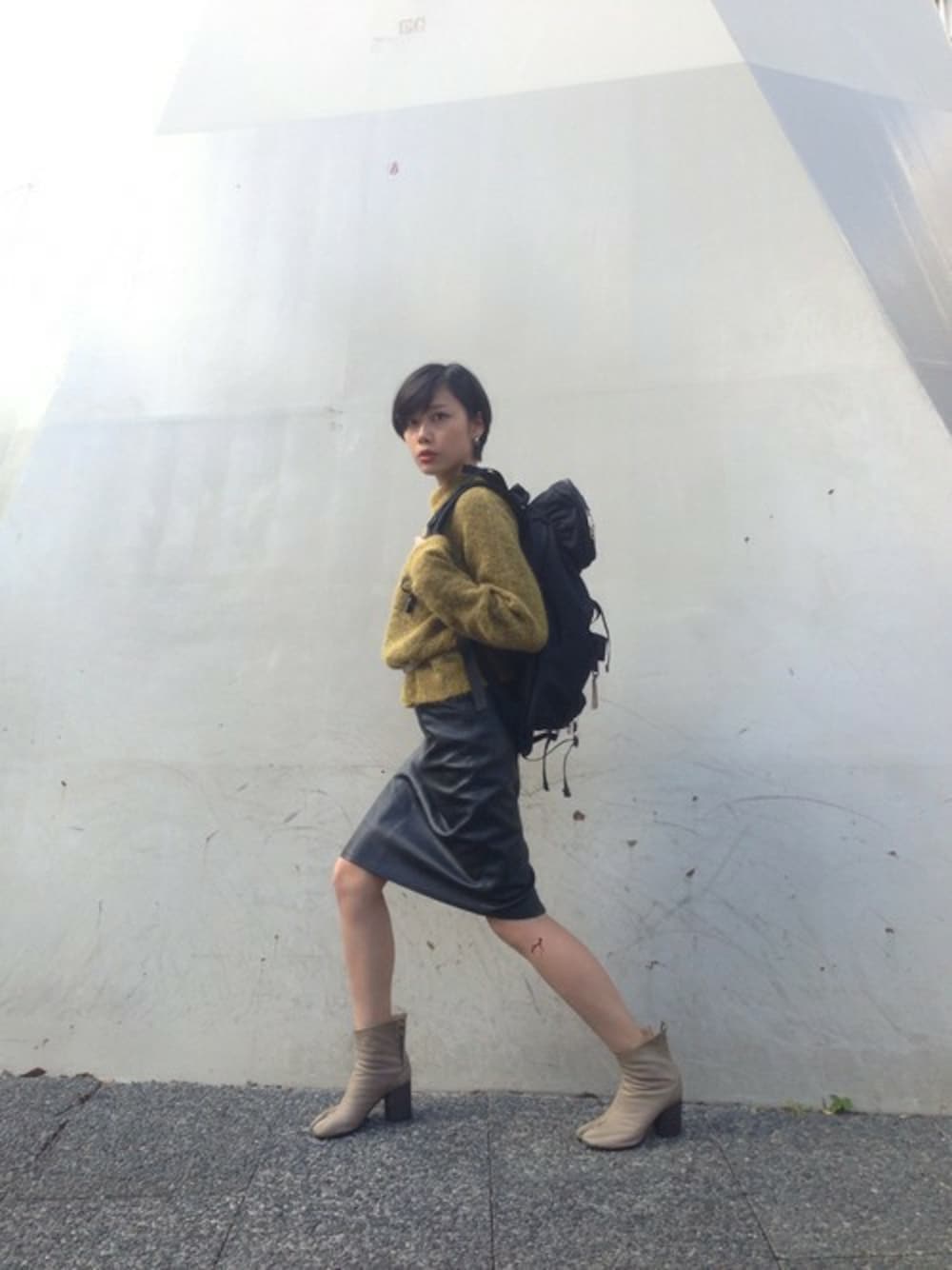 「DETAILS、バックパック」｜「DETAILSのIDP.×DETAILS コラボ Backpack “FUJI”（バックパック/リュック、ブラック系）」を使った、B・I・D snapさん（レディース・173cm）の春コーディネートの1枚目の写真
