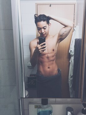 「Calvin Klein Underwear（カルバンクラインアンダーウェア）のアイテム（その他パンツ、グレー系）」を使った、➰memoriesofmarco➰さん（メンズ・170cm）の春コーディネート