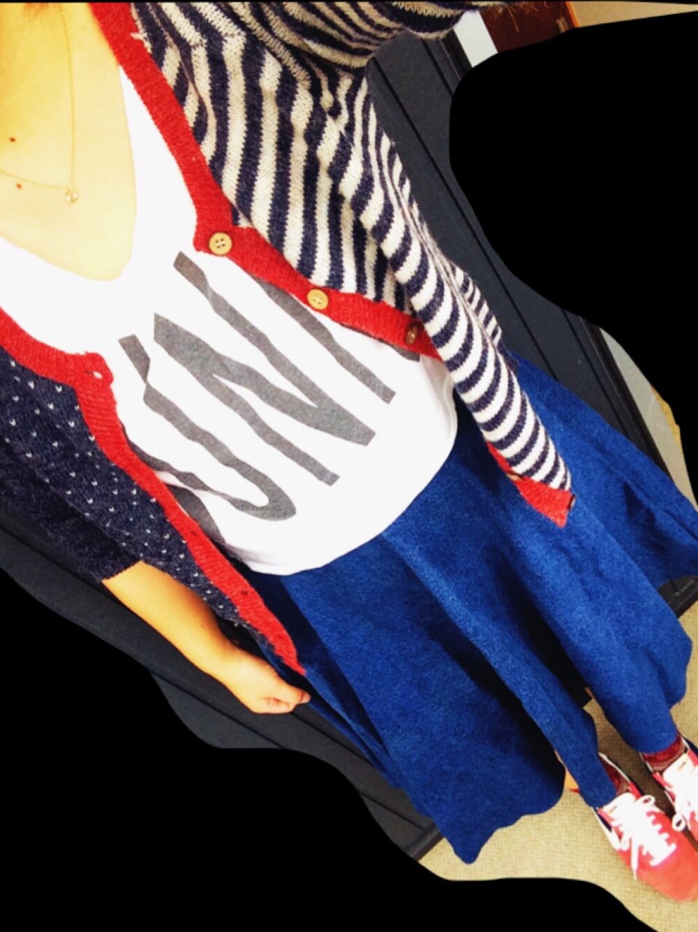 「バイト、カジュアル、秋のコーデ」｜「MAJESTIC LEGONのアイテム（Tシャツ/カットソー、ホワイト系）」を使った、ｙｕｋｉ.ｍさん（レディース・165cm）の秋コーディネートの1枚目の写真