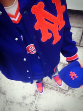「Mitchell&Ness（ミッチェル&ネス）のアイテム（スタジャン）」を使った、sneakermafia777さん（メンズ・171cm）の秋コーディネート