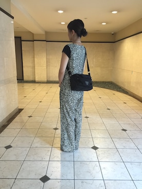 「marimekko（マリメッコ）のアイテム（サロペット/オーバーオール）」を使った、mamesaradaさん（レディース・160cm）の夏コーディネート