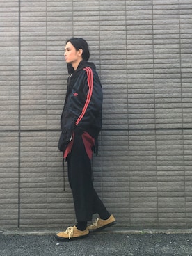 「SINDEE（シンディー）のアイテム（その他アウター）」を使った、君嶋麻耶さん（メンズ・176cm）の春コーディネート