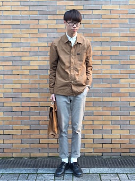 「Carhartt（カーハート）のアイテム（ナイロンジャケット）」を使った、楚門さん（メンズ・183cm）の春コーディネート