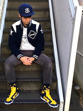 「F.C.R.B.（エフシーアールビー）のアイテム（スタジャン）」を使った、roywさん（メンズ・174cm）の冬コーディネート