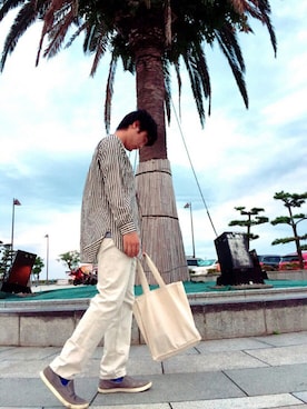「SCYE BASICS（サイベーシックス）のアイテム（チノパンツ）」を使った、YUSUKEさん（メンズ・174cm）の夏コーディネート