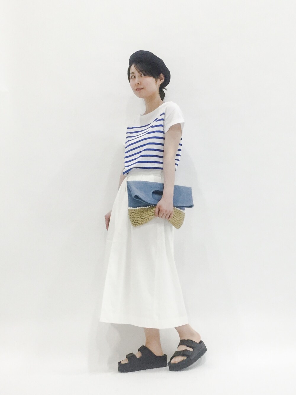 「ボーダー、ボーダートップス、ボーダーTシャツ、ガウチョパンツ、サーキュラー、キュロット、ベレー帽、クラッチバッグ、コンフォートサンダル、マリン」｜「SLOBE IENAのバスクボーダーボートネック S/Sプルオーバー。（Tシャツ/カットソー、ブルー系）」を使った、sayaさん（レディース・163cm）の夏コーディネートの1枚目の写真