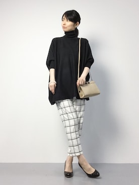 「Carlie e felice（カーリーエフェリーチェ）のアイテム（パンプス）」を使った、sayaさん（レディース・163cm）の秋コーディネート