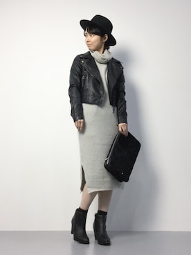 「UP START（アップスタート）のアイテム（ライダースジャケット）」を使った、sayaさん（レディース・163cm）の秋コーディネート