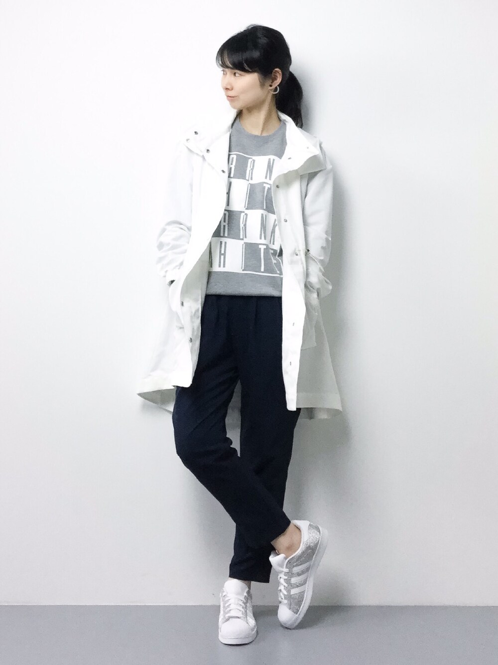 「MURUAの【CASUAL】ｽﾌﾟﾘﾝｸﾞｼﾞｬﾝﾊﾟｰ（ナイロンジャケット、ホワイト系）」を使った、sayaさん（レディース・163cm）の冬コーディネートの1枚目の写真