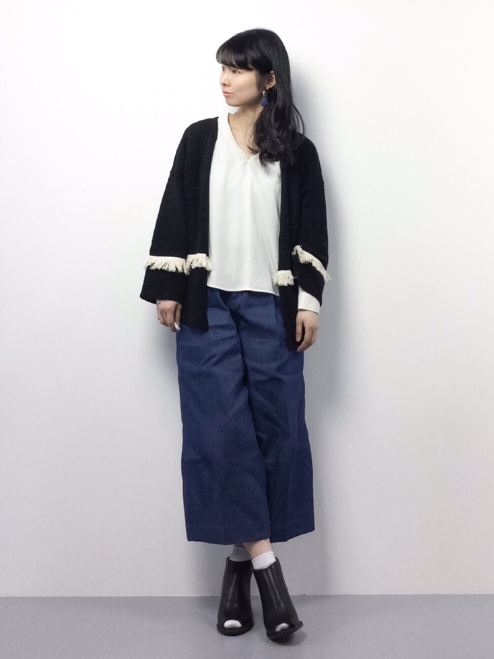 「JOURNAL STANDARD relumeの8oz リジットワイドパンツ_#（デニムパンツ、ブルー系）」を使った、sayaさん（レディース・163cm）の春コーディネートの1枚目の写真