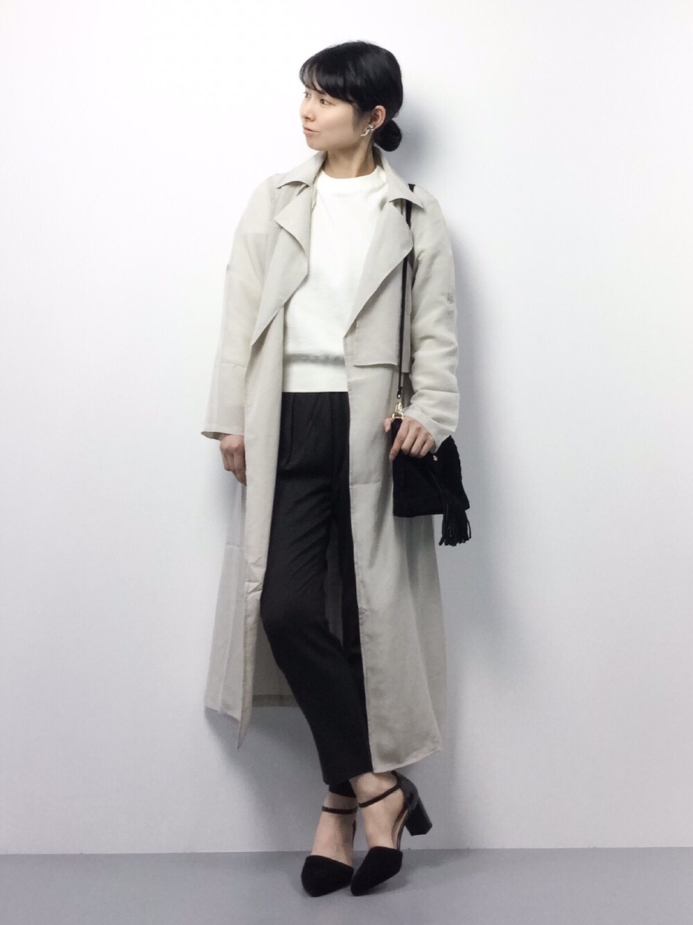 「Demi-Luxe BEAMSのDemi-Luxe BEAMS / バックギャザ-パンツ（その他パンツ、グリーン系）」を使った、sayaさん（レディース・163cm）の春コーディネートの1枚目の写真