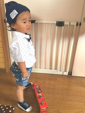 「H&M（エイチ・アンド・エム）のアイテム（シャツ/ブラウス、ホワイト系）」を使った、Haruuuuu81さん（キッズ・90cm）の夏コーディネート
