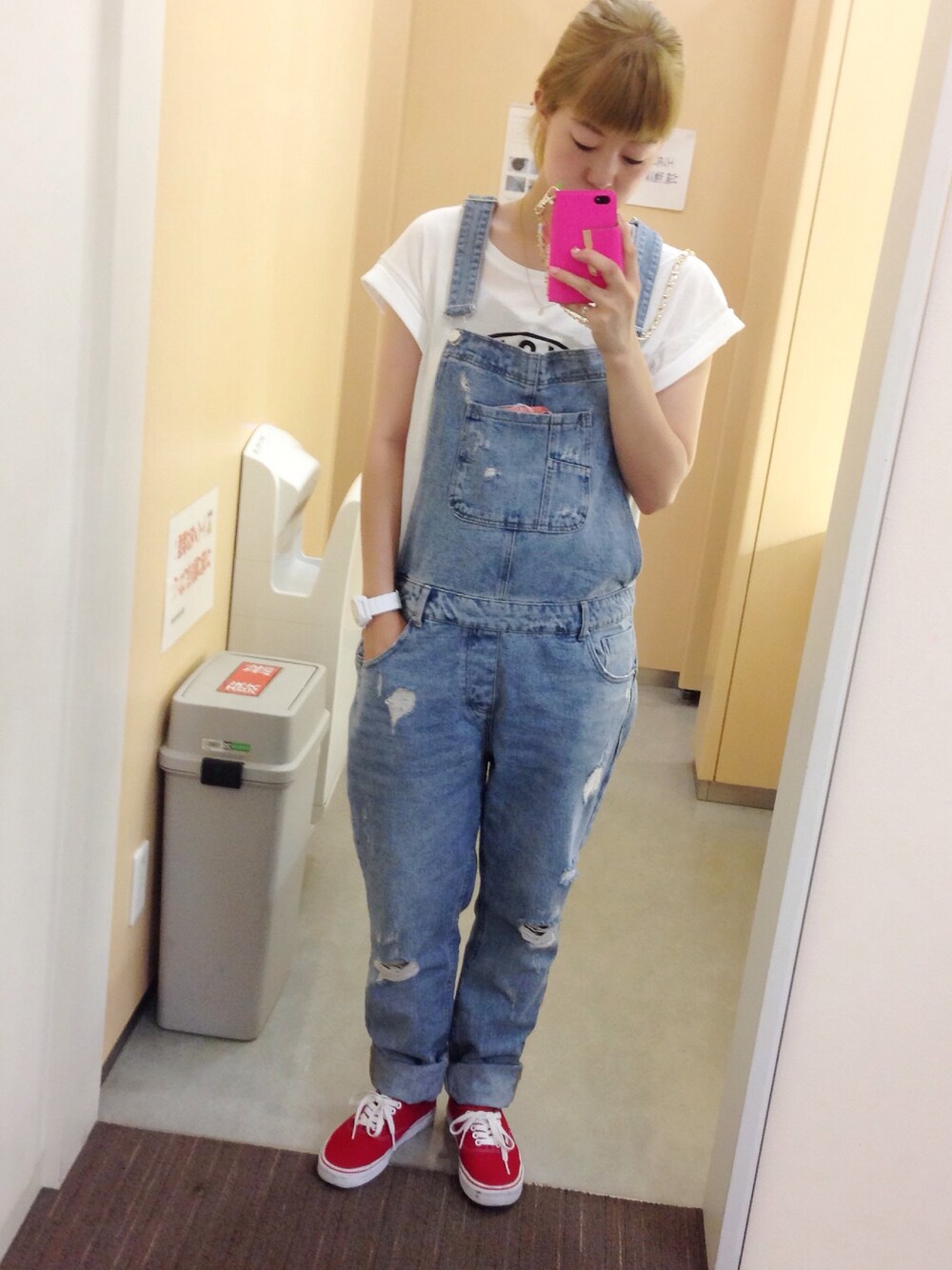 「オーバーオール、カジュアル、ZARA、シンプル、スニーカー、VANS、楽チンコーデ、stylist」｜「ZARAのアイテム（サロペット/オーバーオール、ブルー系）」を使った、PUNCH YAGIさん（レディース・161cm）の夏コーディネートの1枚目の写真