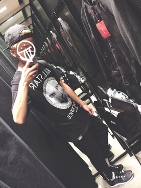 「KILL STAR（キルスター）のアイテム」を使った、けんてぃーさん（メンズ・178cm）の秋コーディネート