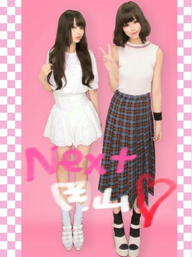 「onespoのアイテム（スカート、ブルー系）」を使った、saraさん（レディース・157cm）の秋コーディネート