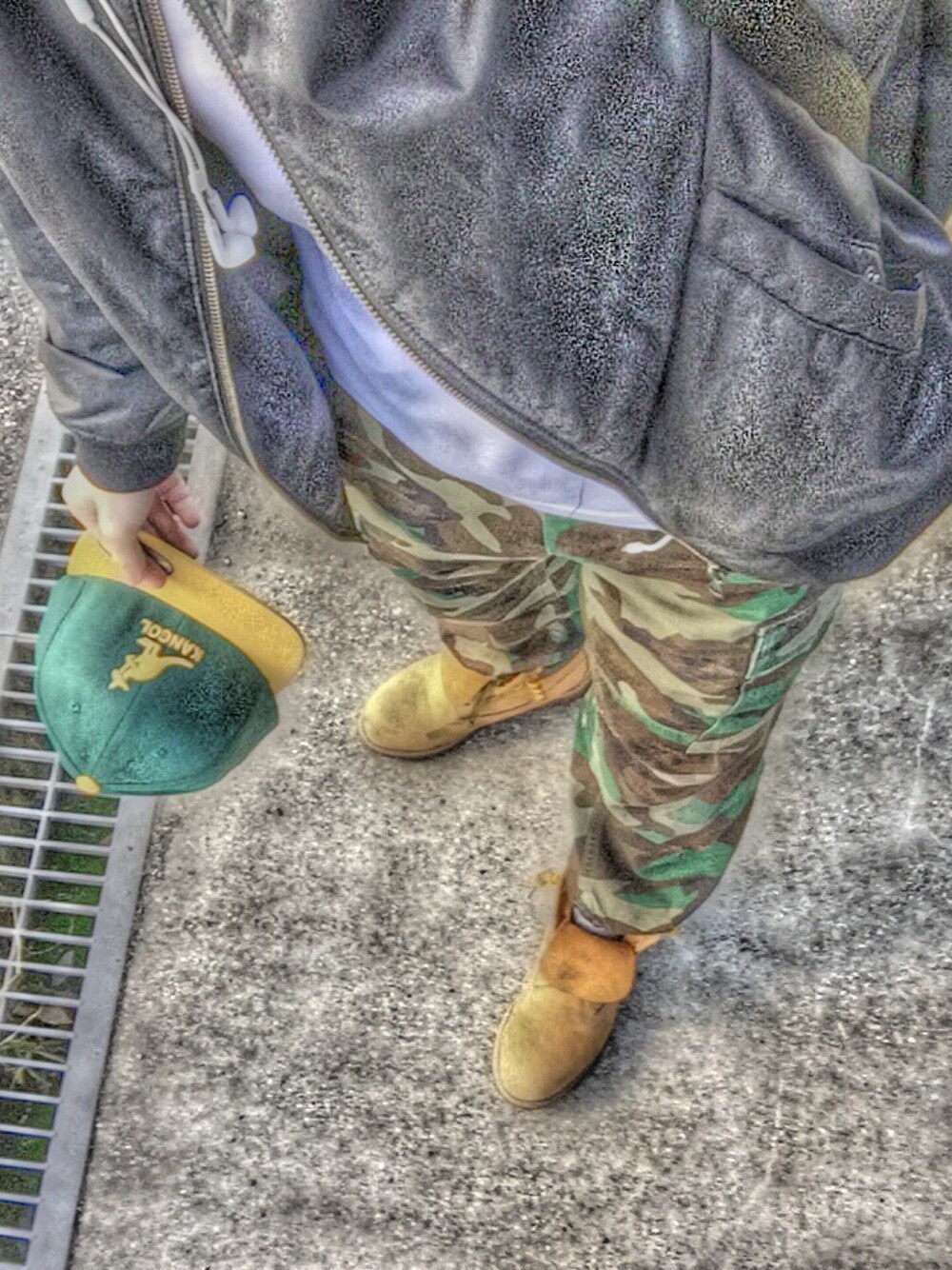 「camo、Timberland、yellow、green、MA-1、black、military、KANGOL、AZUL by moussy」｜「TimberlandのTimberland 6INCH PREMIUM BOOT（ブーツ、ブラック系）」を使った、woodさん（メンズ・170cm）の秋コーディネートの1枚目の写真