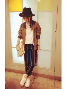 「ストライプパンツ」｜「アイテム（ミリタリージャケット）」を使った、eri♡さん（レディース・155cm）の秋コーディネート