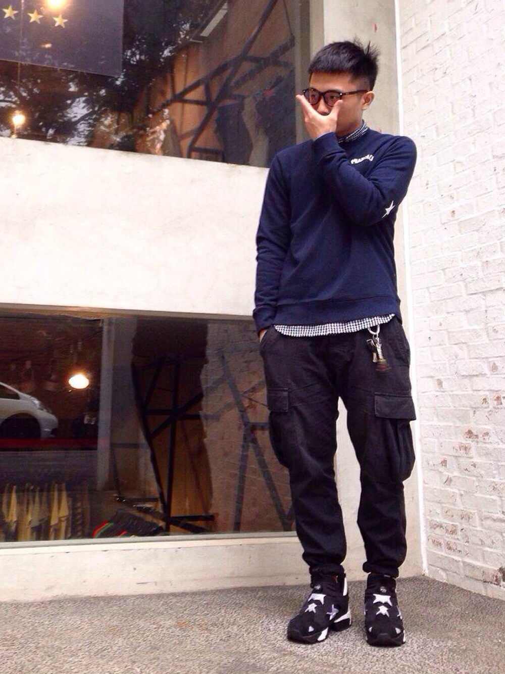 「PHANTACi、spootd」｜「PHANTACiのアイテム（Tシャツ/カットソー、ブルー系）」を使った、Briancccccさん（メンズ・175cm）の春コーディネートの1枚目の写真